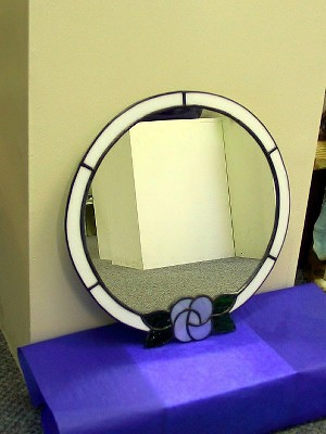Circular flower mirror